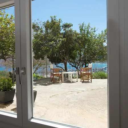 Luxury Marine View Apartment